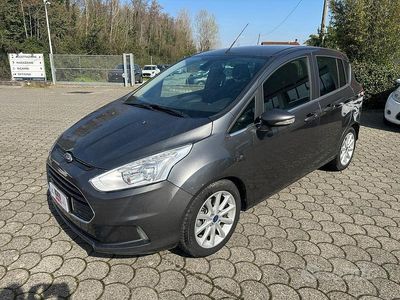 Usata Ford B-MAX Titanium 75 CV (55 kW) 2017 Grigio Monovolume