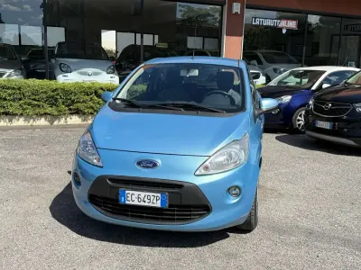 Usata Ford Ka Titanium 69 CV (50 kW) 2010 Blu/azzurro Utilitaria