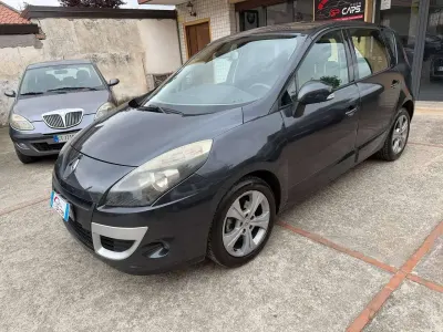 Usata Renault Scénic III Dynamique 110 CV (80 kW) 2010 Other Monovolume