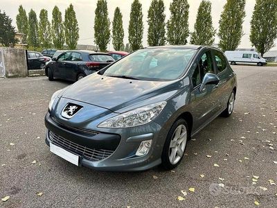 Usata Peugeot 308 Premium 110 CV (80 kW) 2008 Grigio Berlina