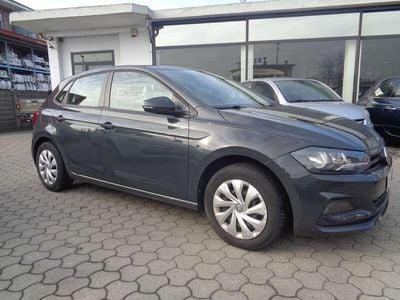 Usata VW Polo Comfortline 90 CV (66 kW) 2018 Grigio Berlina