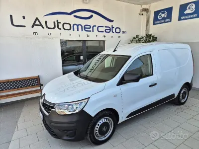 Usata Renault Express 75 CV (55 kW) 2023 Bianco Monovolume