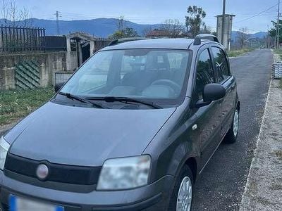 Usata Fiat Panda Active 69 CV (50 kW) 2012 Grigio Utilitaria