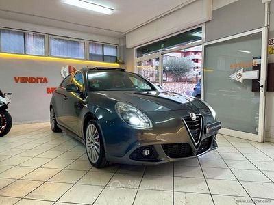 Usata Alfa Romeo Giulietta 241 CV (177 kW) 2016 Grigio Utilitaria