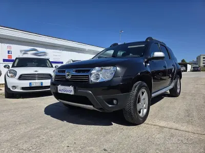 Usata Dacia Duster Lauréate 107 CV (78 kW) 2011 Nero SUV