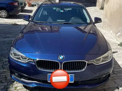 Usata BMW 316 Sport Line 116 CV (85 kW) 2015 Blu/azzurro Berlina