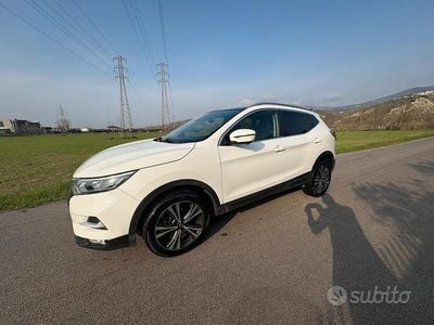 Usata Nissan Qashqai N-Connecta 150 CV (110 kW) 2019 Bianco SUV