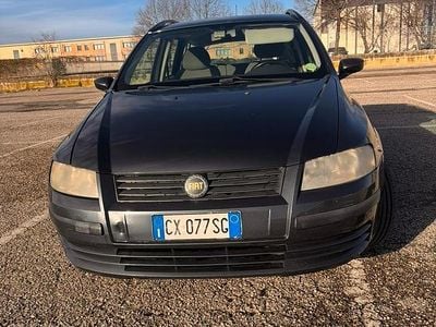 Occasion Fiat Stilo 120 ch (88 kW) 2005 Gris Break