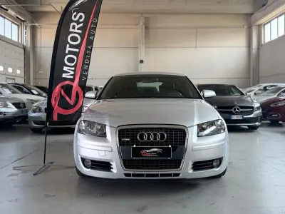 Usata Audi A3 S-Line 140 CV (102 kW) 2006 Argento Utilitaria