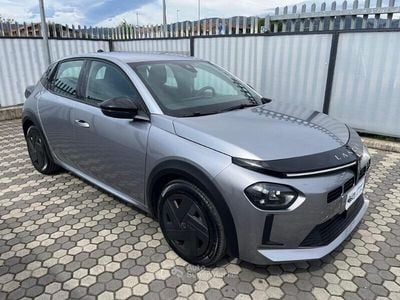 Usata Lancia Ypsilon 101 CV (74 kW) 2025 Argento Utilitaria