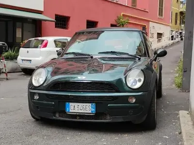 Usata Mini Cooper 116 CV (85 kW) 2002 Verde Utilitaria
