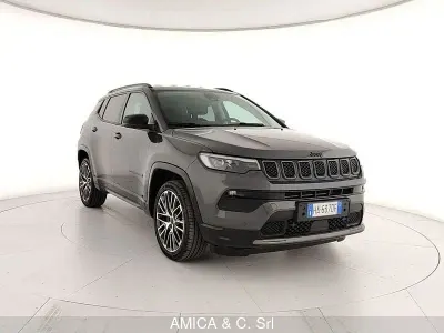 Usata Jeep Compass Summit 131 CV (96 kW) 2025 Grigio SUV