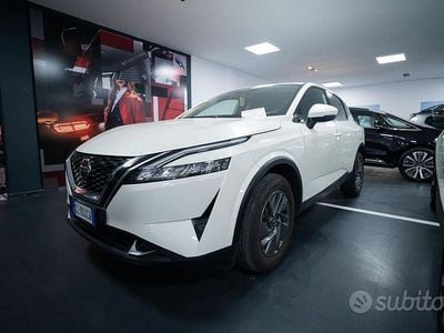 Usata Nissan Qashqai Acenta 140 CV (102 kW) 2022 Bianco SUV