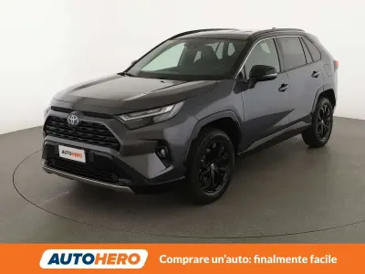 Usata Toyota RAV4 Hybrid Style 218 CV (160 kW) 2023 Grigio SUV