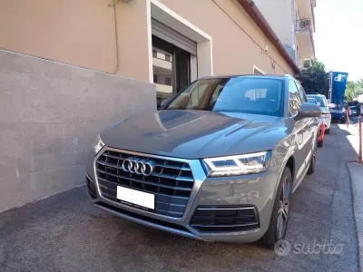 Usata Audi Q5 Business 190 CV (139 kW) 2019 Grigio SUV