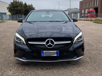 Usata Mercedes CLA200 Premium 136 CV (100 kW) 2018 Nero Station wagon