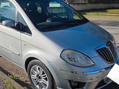 Usata Lancia Musa 2008 Grigio Monovolume