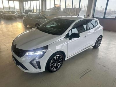 Usata Renault Clio V Techno 91 CV (66 kW) 2024 Bianco Berlina