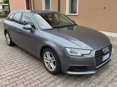 Usata Audi A4 Ambiente 150 CV (110 kW) 2019 Grigio Station wagon