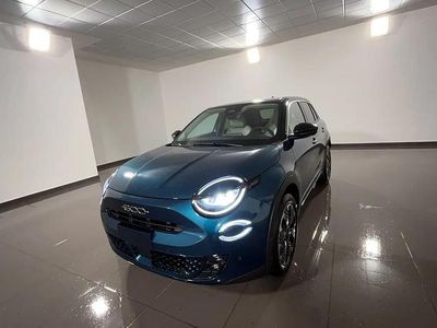 Ny Fiat 600 La Prima 136 HK (100 kW) 2025 Grön SUV
