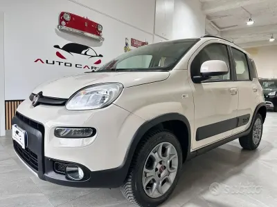 Usata Fiat Panda 4x4 75 CV (55 kW) 2014 Nero Utilitaria
