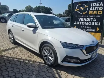 Usata Skoda Octavia Style 116 CV (85 kW) 2023 Bianco Station wagon