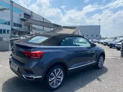 Usata VW T-Roc Cabriolet Style 150 CV (110 kW) 2022 Grigio Cabrio