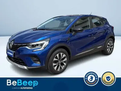 Usata Renault Captur Zen 116 CV (85 kW) 2020 Rosso metallizzato SUV
