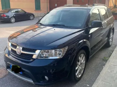 Usata Fiat Freemont 170 CV (125 kW) 2011 Blu SUV