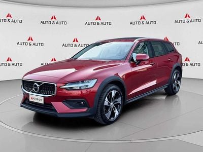 Usata Volvo V60 CC Business Edition 197 CV (144 kW) 2020 Rosso Station wagon