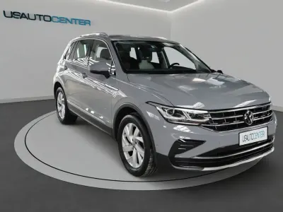 Usata VW Tiguan R-line 150 CV (110 kW) 2023 Grenadill black metallizzato SUV