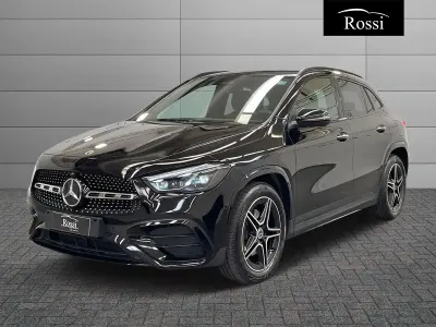Nuova Mercedes GLA200 150 CV (110 kW) 2026 Nero SUV