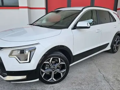 Usata Kia Niro Style 105 CV (77 kW) 2025 Bianco SUV