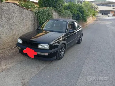 Usata VW Golf Cabriolet Karmann 75 CV (55 kW) 1995 Nero Cabrio