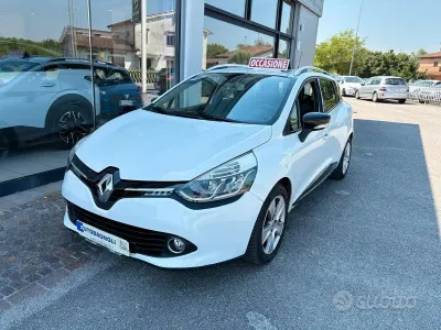 Usata Renault Clio 90 CV (66 kW) 2013 Bianco Station wagon