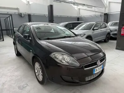 Usata Fiat Bravo Dynamic 90 CV (66 kW) 2012 Nero Utilitaria
