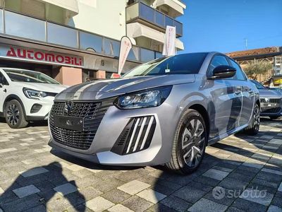 Usata Peugeot 208 Active 75 CV (55 kW) 2024 Grigio Utilitaria