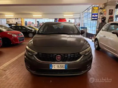 Occasion Fiat Tipo Opening Edition 95 ch (69 kW) 2016 Gris Berline