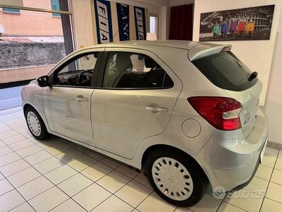 Usata Ford Ka Plus Ambiente 71 CV (52 kW) 2018 Grigio metallizzato Utilitaria