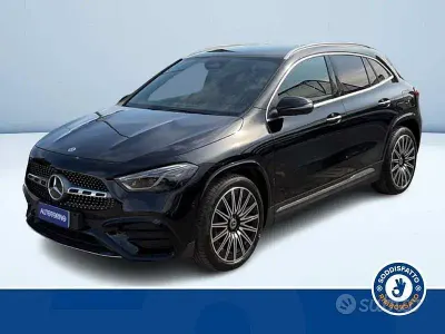 Usata Mercedes GLA200 AMG line 150 CV (110 kW) 2025 Nero SUV