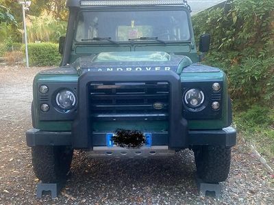 Usata Land Rover Defender 132 CV (97 kW) 1996 Verde SUV