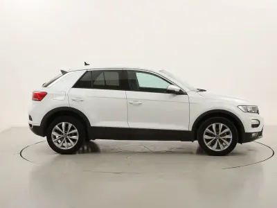 Usata VW T-Roc Style 110 CV (80 kW) 2022 Biancobianco SUV