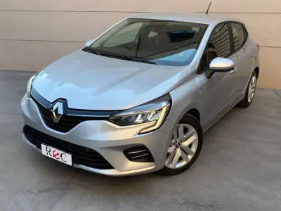 Usata Renault Clio V 101 CV (74 kW) 2021 Argento Berlina