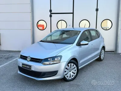 Usata VW Polo Comfortline 75 CV (55 kW) 2011 Grigio Utilitaria