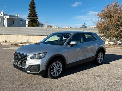 Usata Audi Q2 Business 116 CV (85 kW) 2018 Grigio SUV