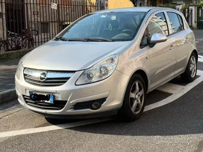 Usata Opel Corsa 58 CV (42 kW) 2006 Grigio Utilitaria