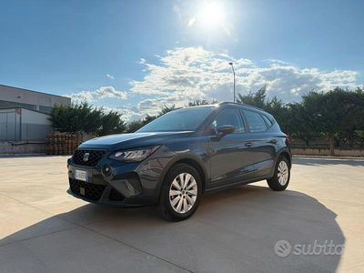 Usata Seat Arona Style 95 CV (69 kW) 2022 Grigio SUV