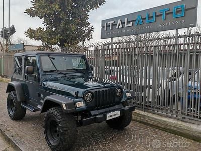 Usata Jeep Wrangler Sahara 177 CV (130 kW) 2005 Verde SUV