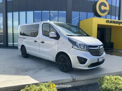 Usata Opel Vivaro S 140 CV (102 kW) 2015 Grigio Monovolume