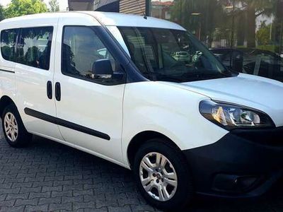 Usata Fiat Doblò 95 CV (69 kW) 2019 Bianco Monovolume